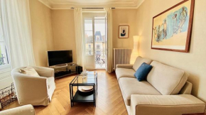 Bright, classic and elegant, close to train station